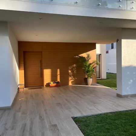 A Casa Da Aroeira